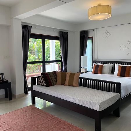 Yindee Stylish Guesthouse Chiang Mai Exterior photo