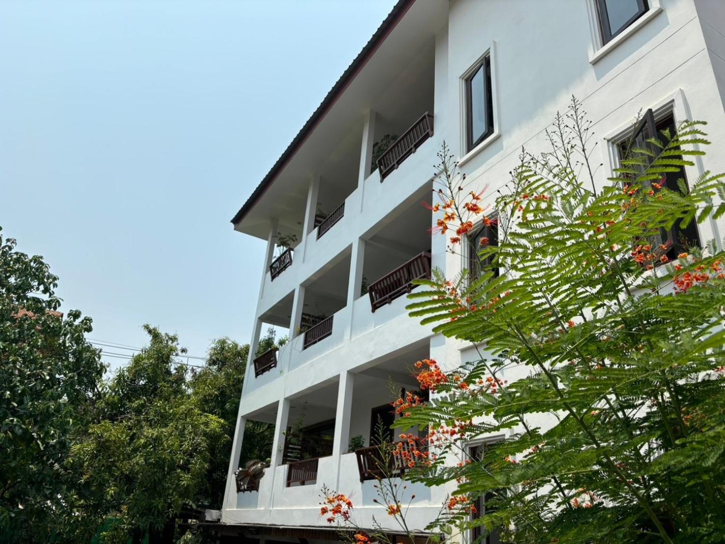 Yindee Stylish Guesthouse Chiang Mai Exterior photo